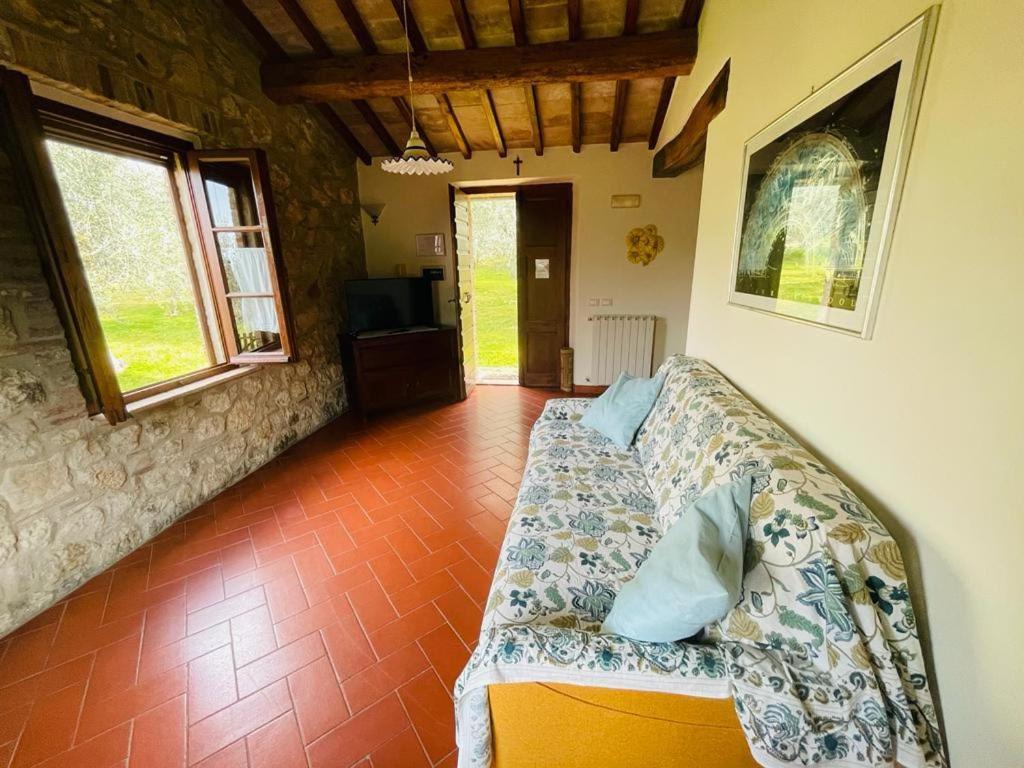 Montepulciano Stazione弗拉特里亚圣贝内代托旅馆别墅 外观 照片