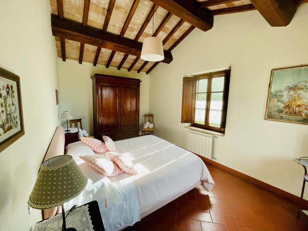 Montepulciano Stazione弗拉特里亚圣贝内代托旅馆别墅 外观 照片
