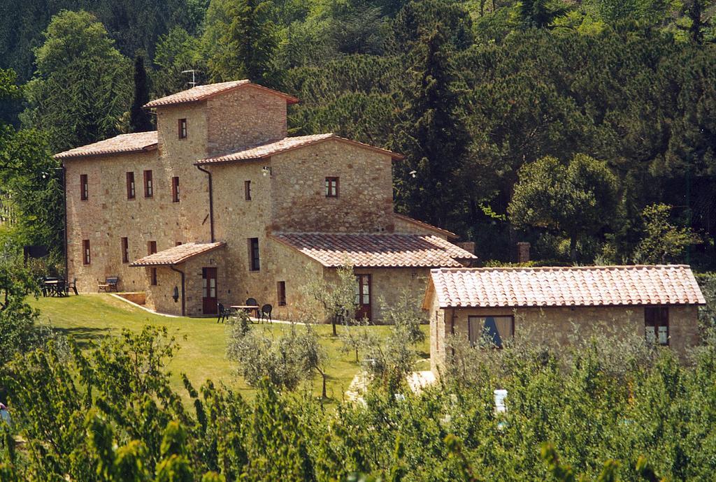 Montepulciano Stazione弗拉特里亚圣贝内代托旅馆别墅 外观 照片