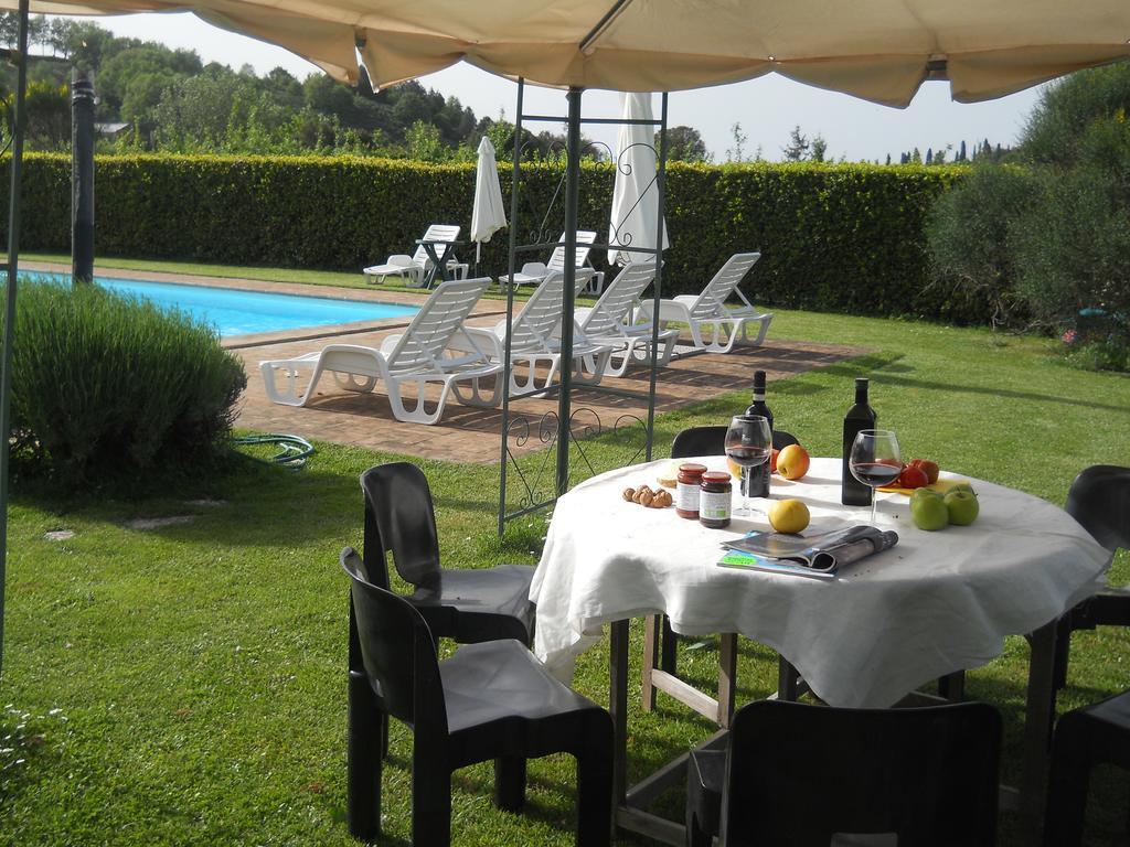 Montepulciano Stazione弗拉特里亚圣贝内代托旅馆别墅 外观 照片